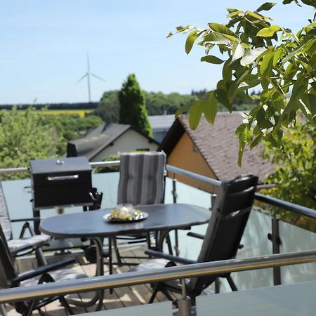 Kleine-Eifel-Auszeit Apartment Hambuch ภายนอก รูปภาพ